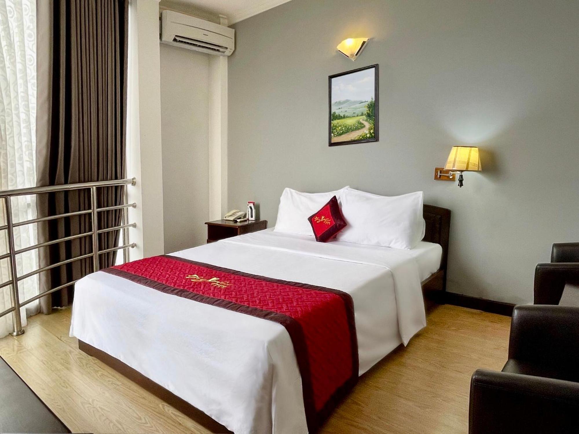 Dong Xuyen Hotel Long Xuyen Bagian luar foto